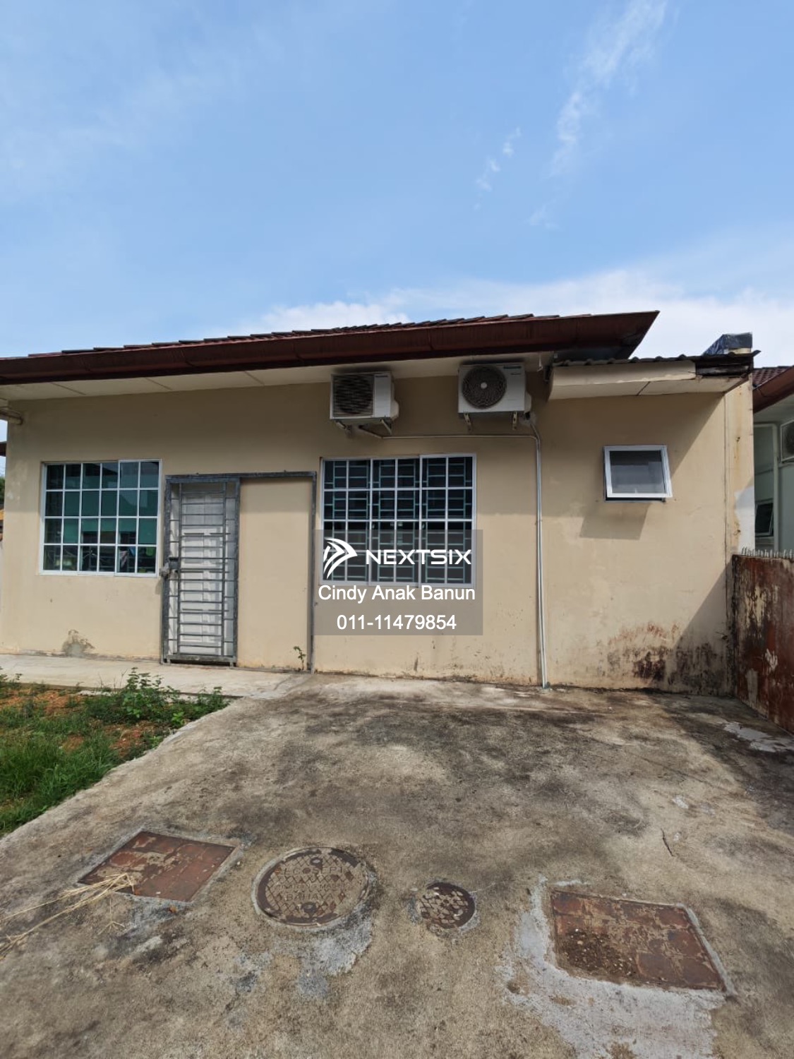 Semi-detached House For Rent in Kuching Sarawak - Image 10
