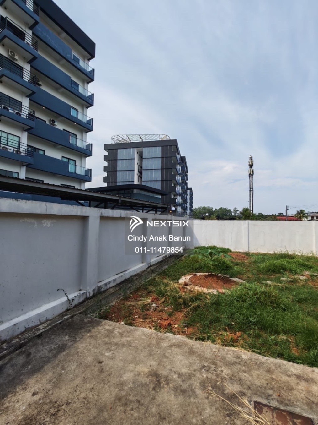 Semi-detached House For Rent in Kuching Sarawak - Image 12