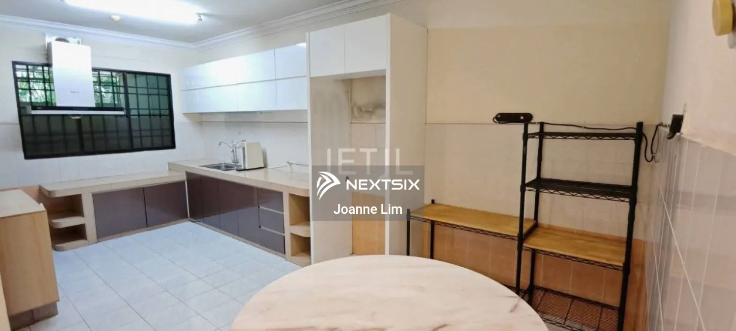 2-sty Terrace/Link House For Sale in Klang Selangor - Image 3