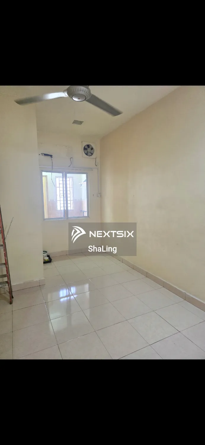 2.5-sty Terrace/Link House For Sale in Serdang Selangor - Image 4