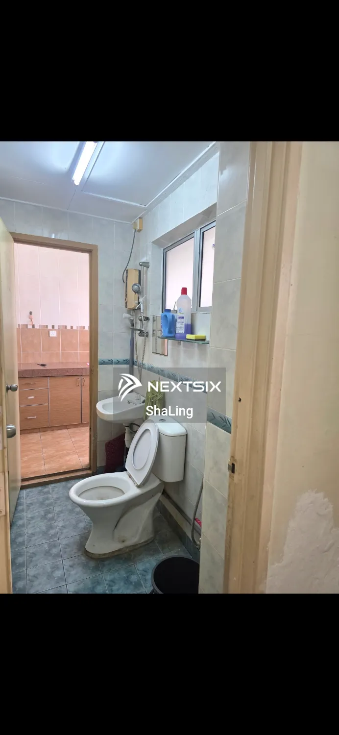 2.5-sty Terrace/Link House For Sale in Serdang Selangor - Image 5