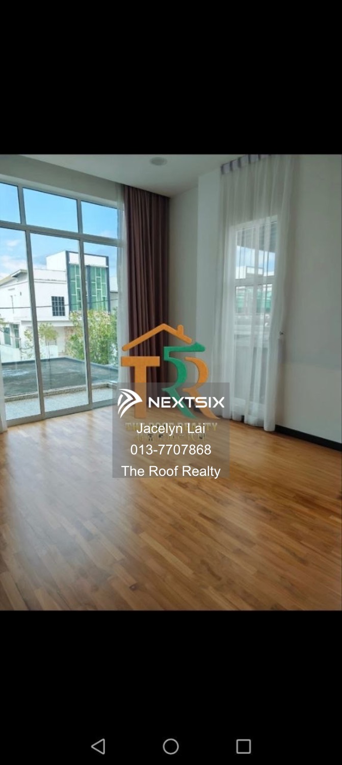 Semi-detached House For Sale in Yong Peng Johor - Image 7