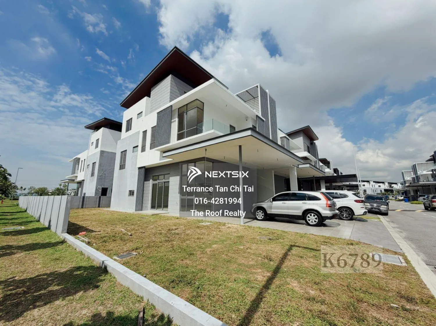 Semi-detached House For Sale in Kota Kemuning Selangor - Image 15