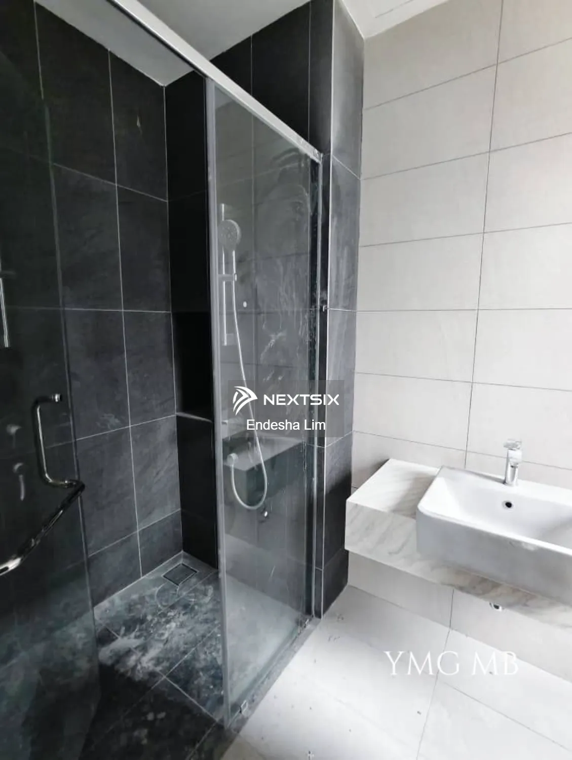 Semi-detached House For Sale in Telok Panglima Garang Selangor - Image 12