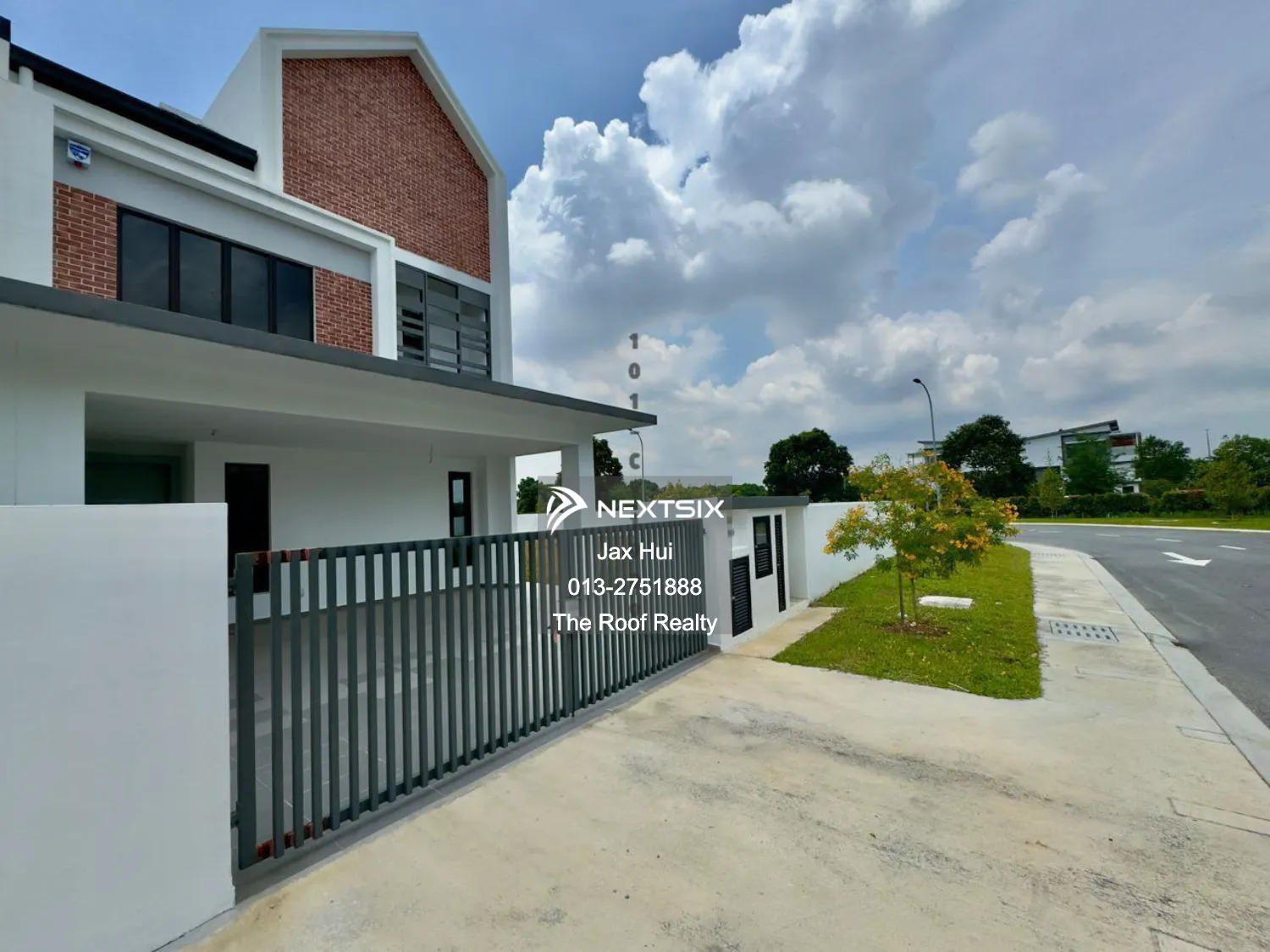 Semi-detached House For Sale in Setia Alam Selangor