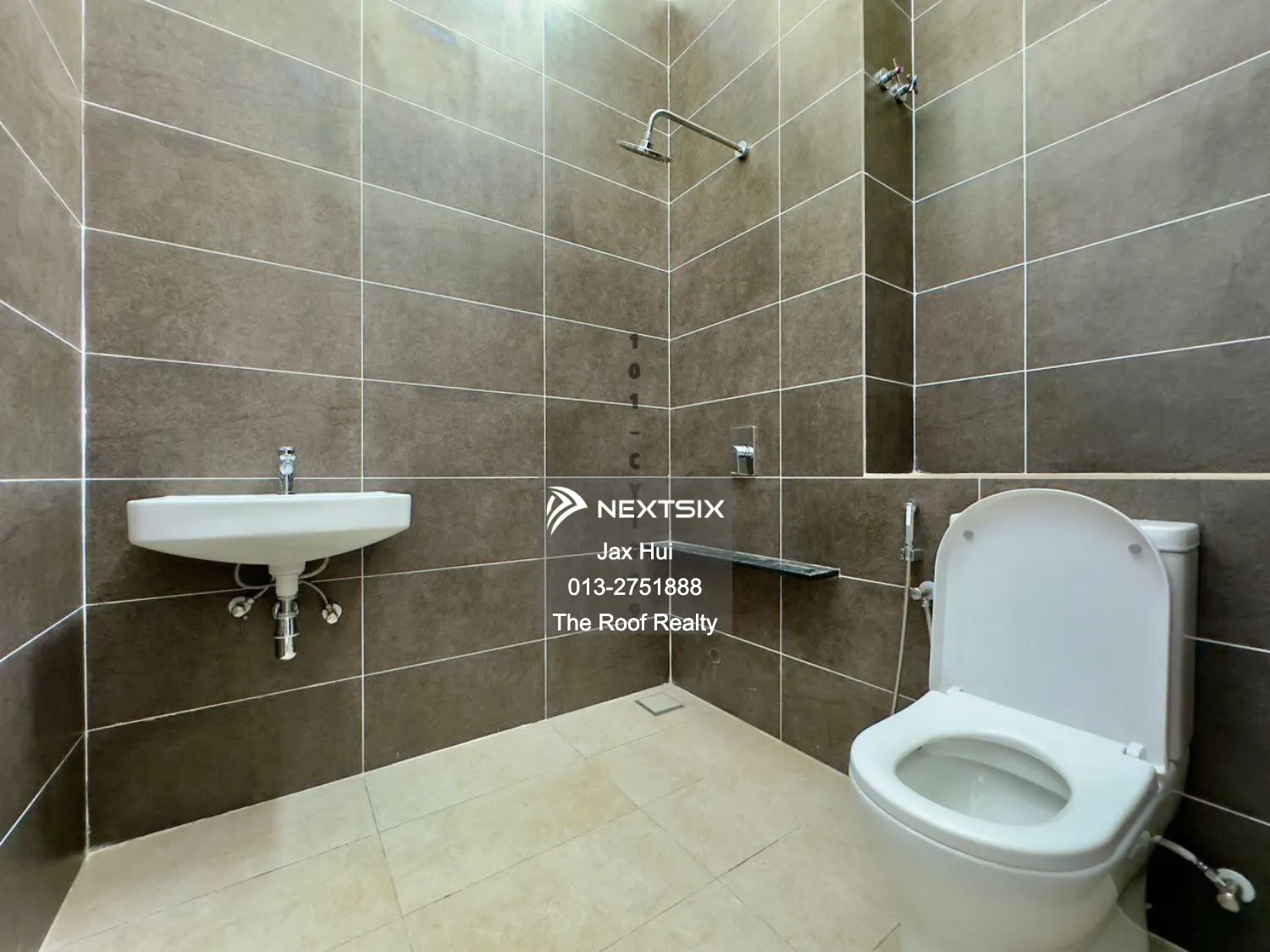 Semi-detached House For Sale in Setia Alam Selangor - Image 14