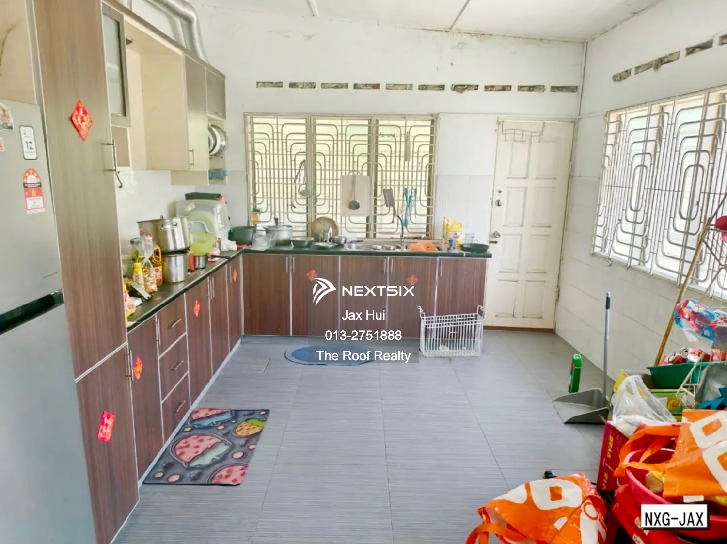 Semi-detached House For Sale in Klang Selangor - Image 4