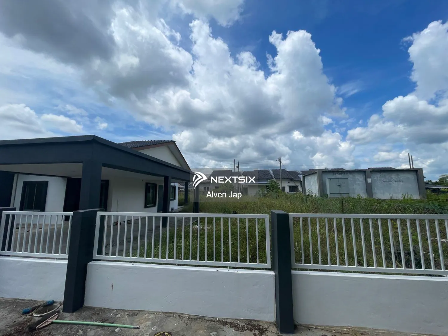 1-sty Terrace/Link House For Sale in Kota Samarahan Sarawak - Image 3