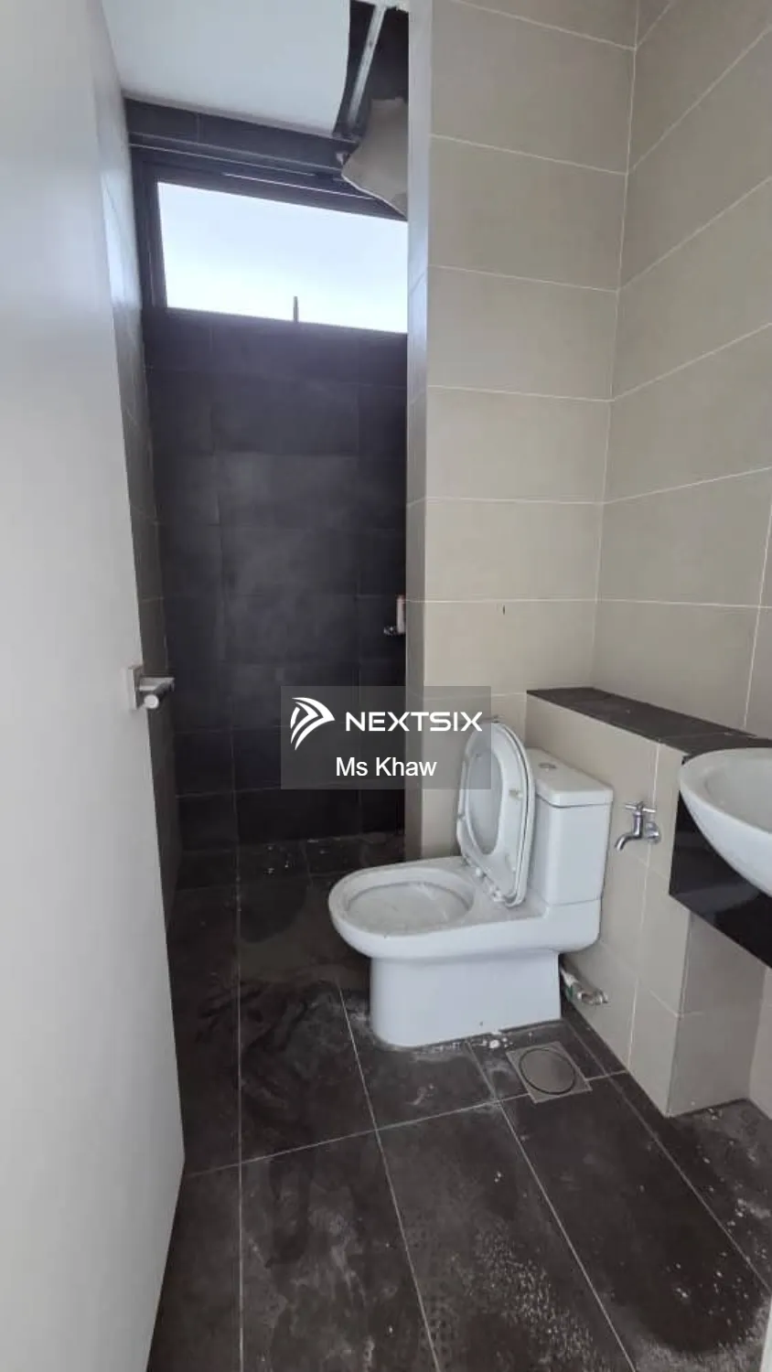 Semi-detached House For Sale in Iskandar Puteri (Nusajaya) Johor - Image 4