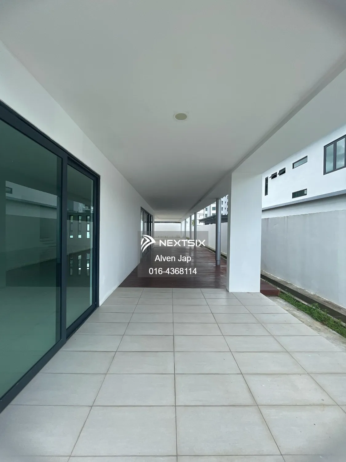 3-sty Terrace/Link House For Sale in Kuching Sarawak - Image 10