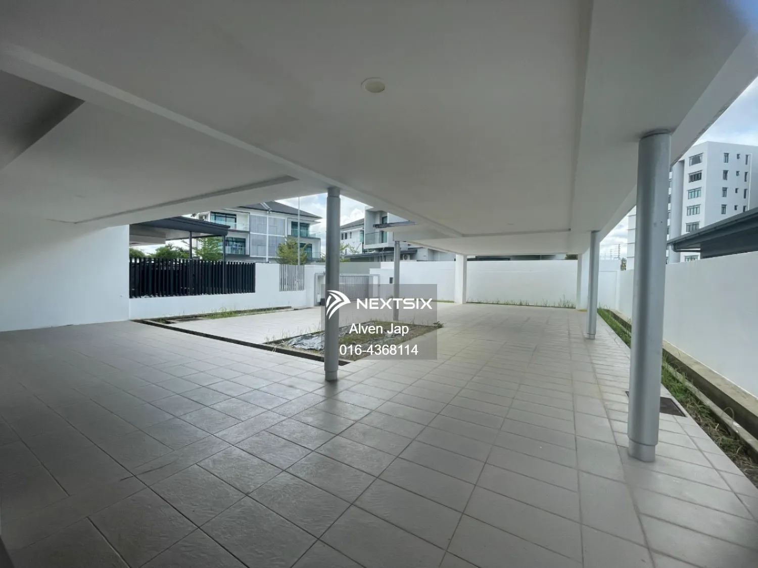 3-sty Terrace/Link House For Sale in Kuching Sarawak - Image 12