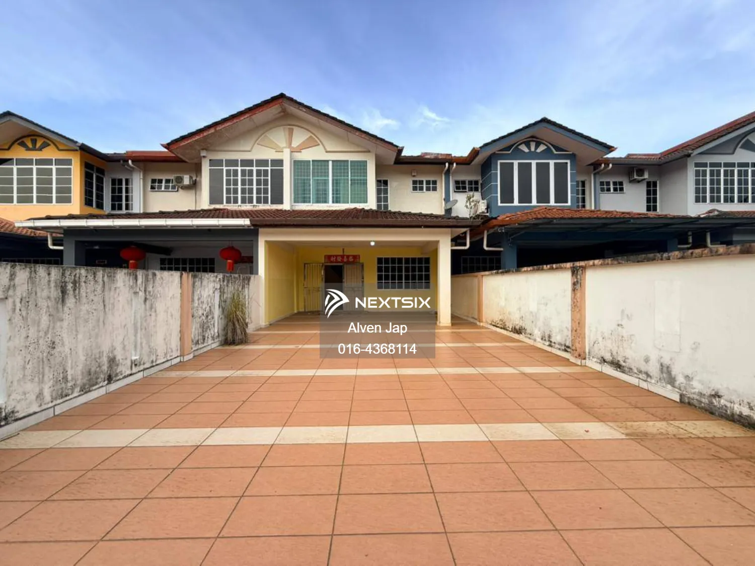 2-sty Terrace/Link House For Sale in Kota Samarahan Sarawak - Image 2