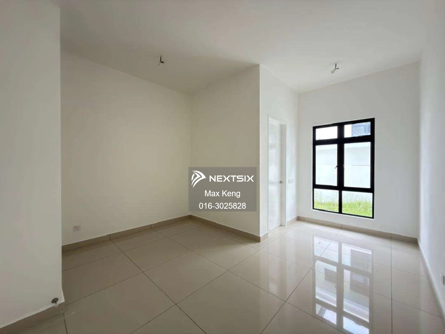 Semi-detached House For Sale in Setia Tropika Johor - Image 10