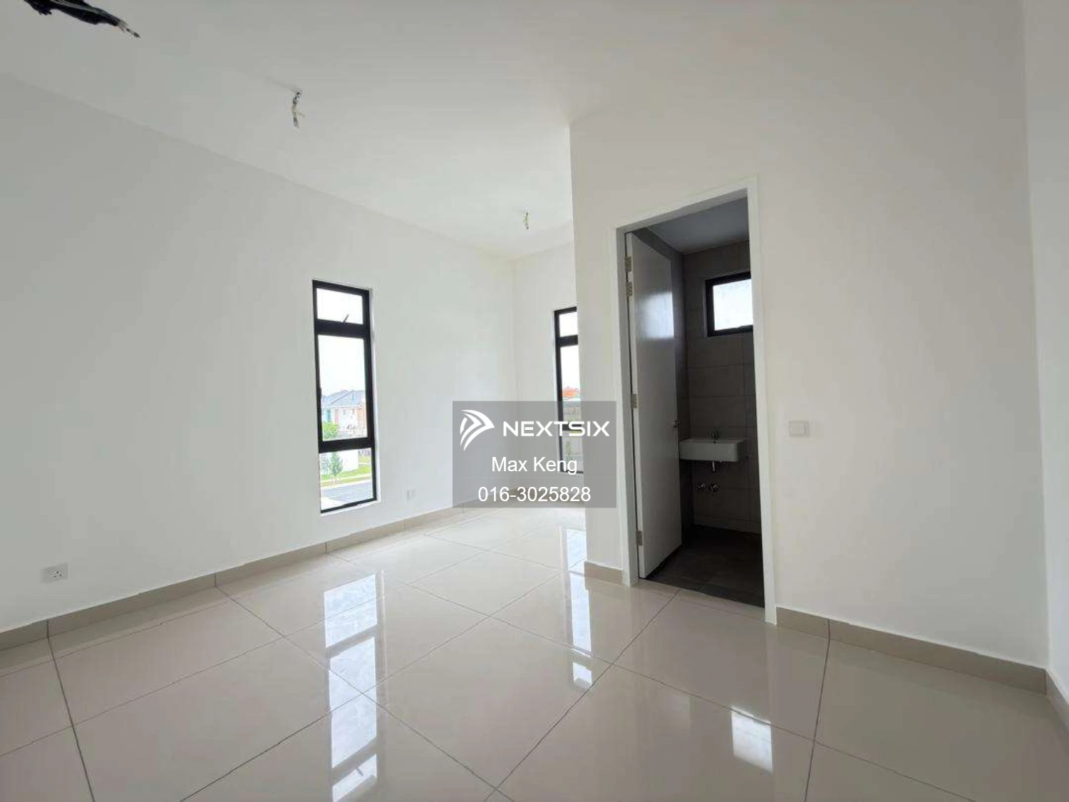 Semi-detached House For Sale in Setia Tropika Johor - Image 14
