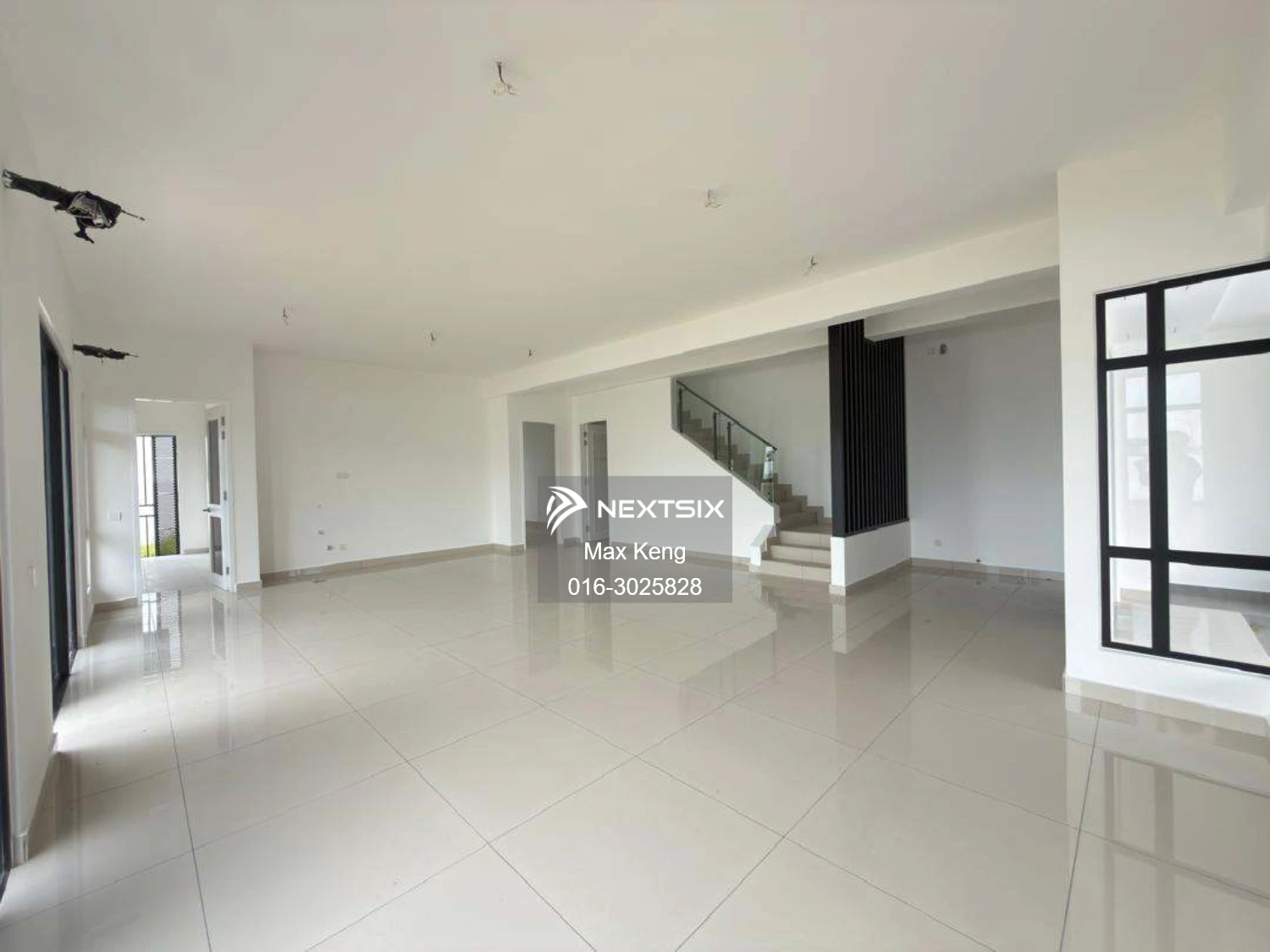 Semi-detached House For Sale in Setia Tropika Johor - Image 5