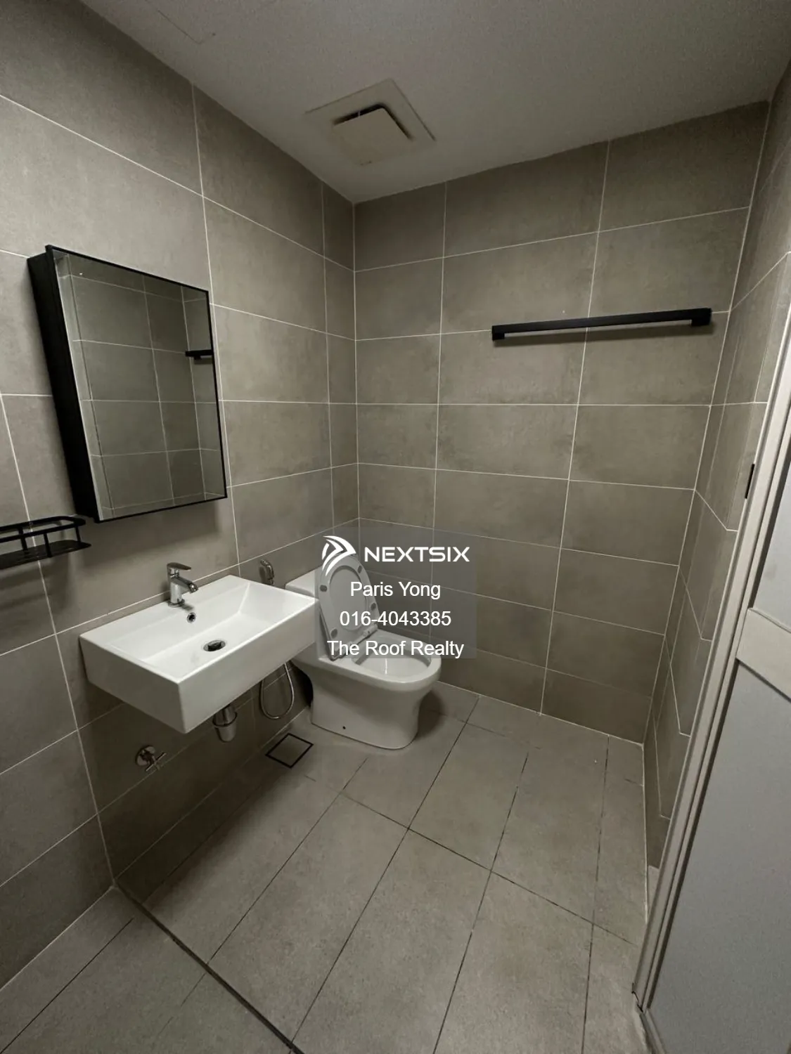 Serviced Residence For Sale in Glenmarie Selangor - Image 12