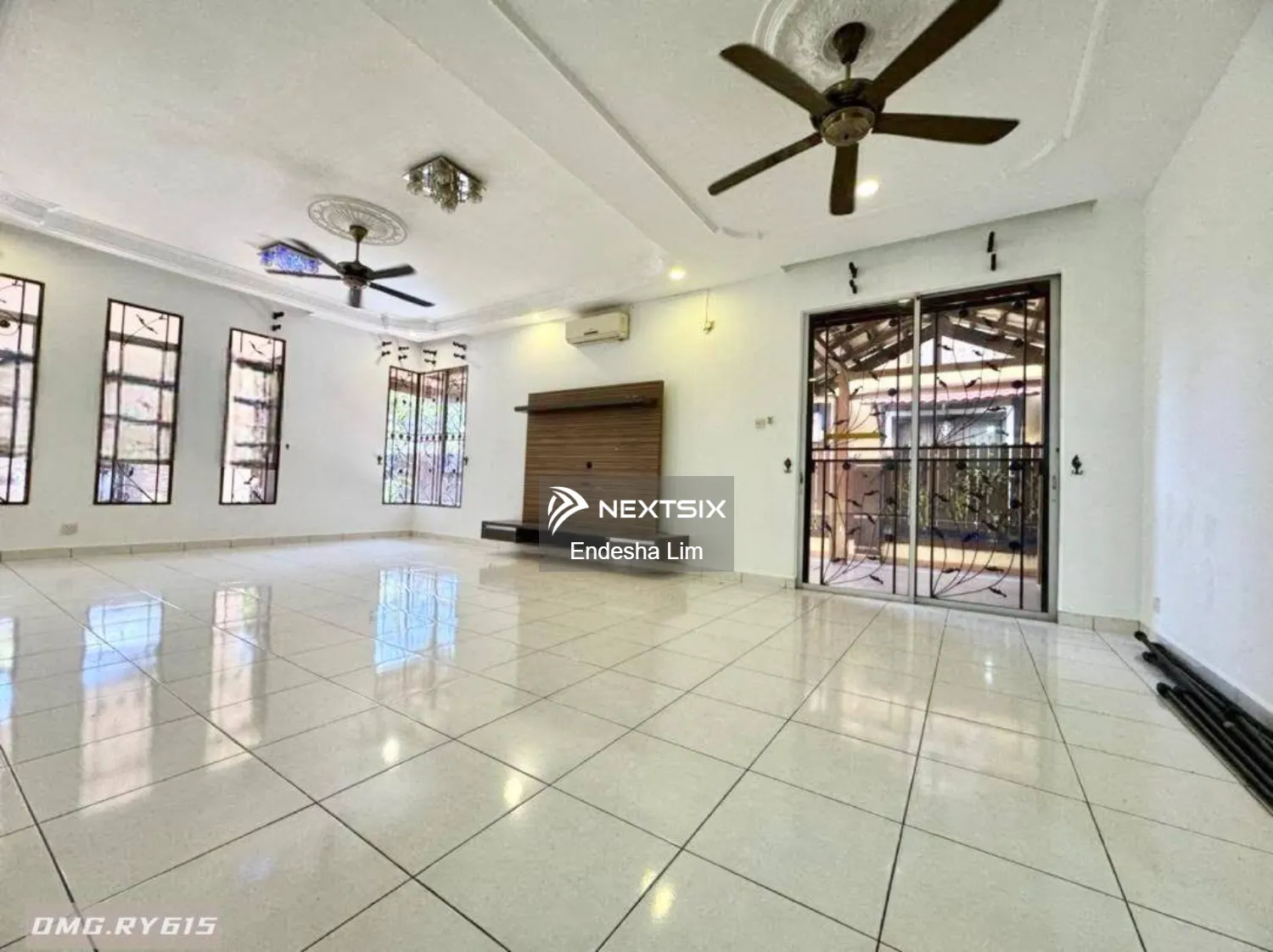 Semi-detached House For Sale in Aman Perdana Selangor
