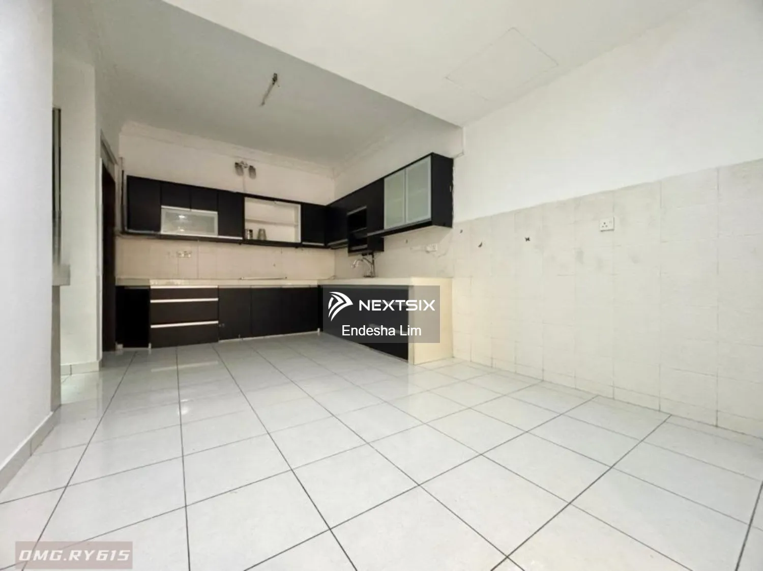 Semi-detached House For Sale in Aman Perdana Selangor - Image 4