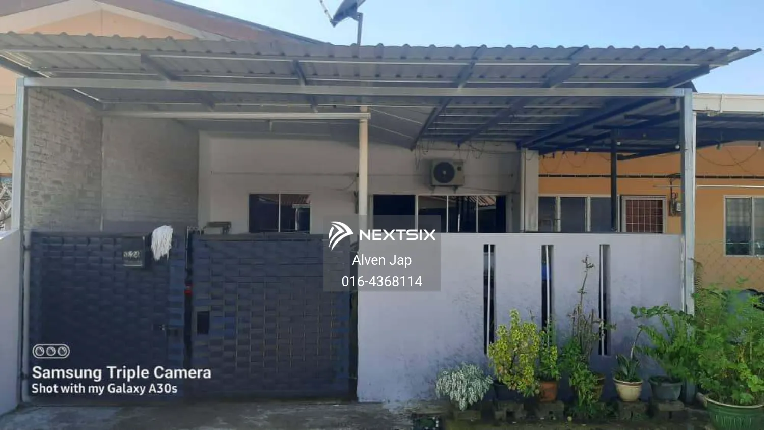 1-sty Terrace/Link House For Sale in Kuching Sarawak - Image 2