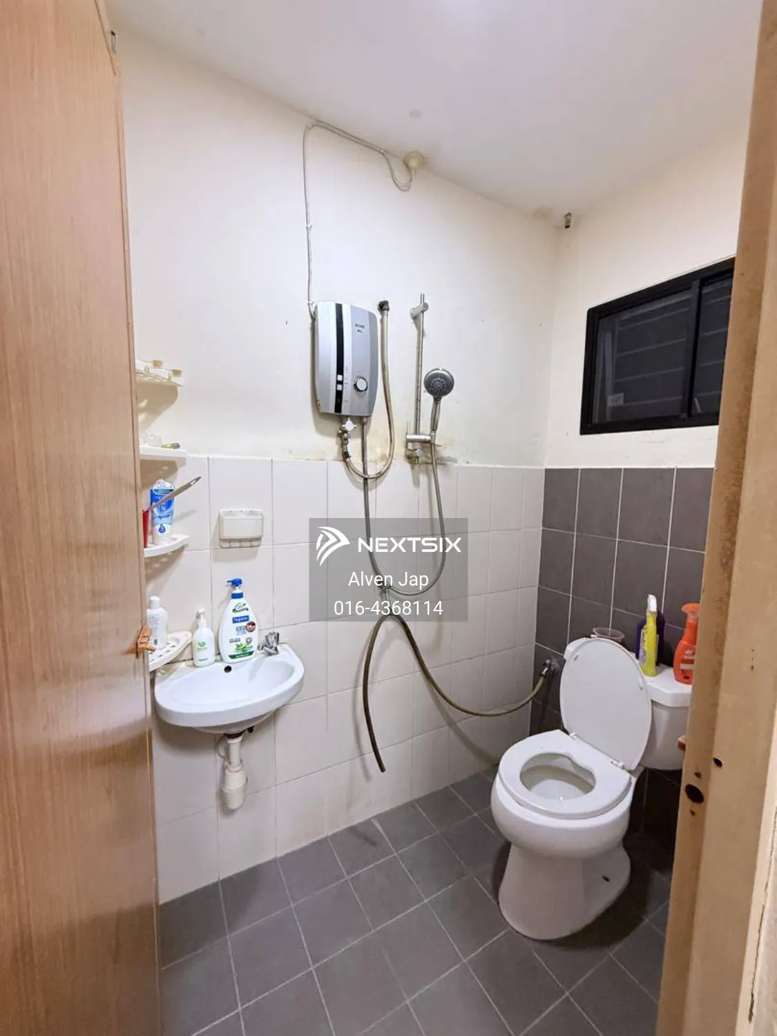 1-sty Terrace/Link House For Sale in Kota Samarahan Sarawak - Image 10