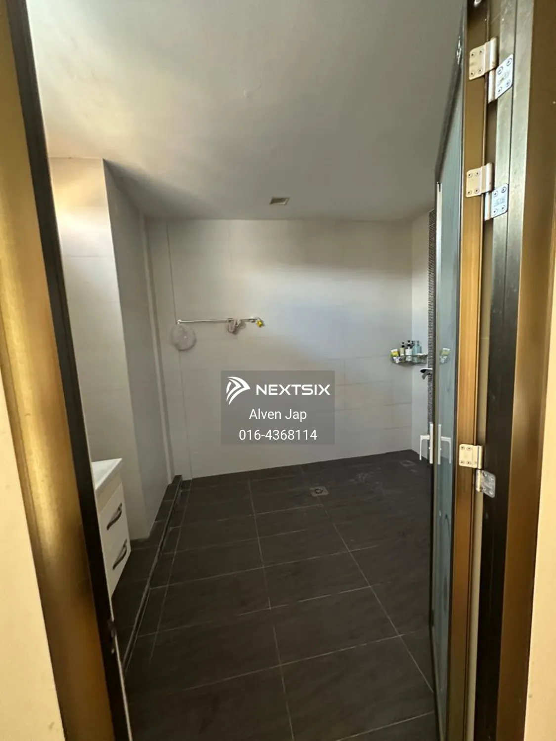 2.5-sty Terrace/Link House For Sale in Kuching Sarawak - Image 16