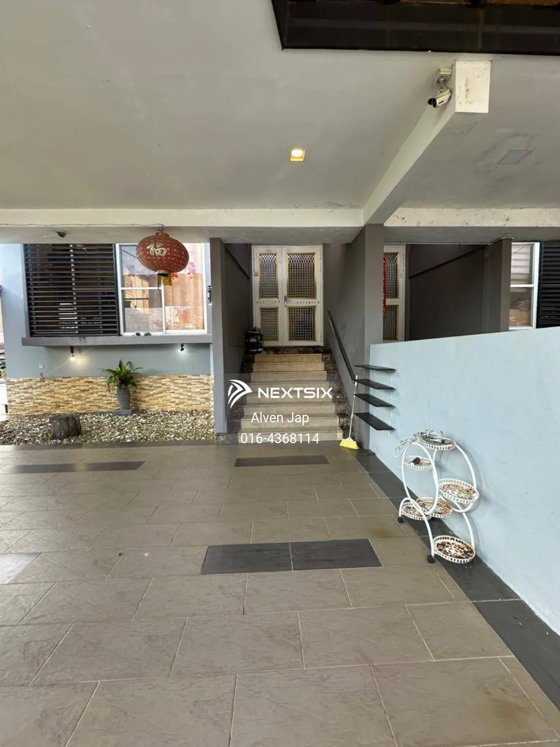 2.5-sty Terrace/Link House For Sale in Kuching Sarawak - Image 3