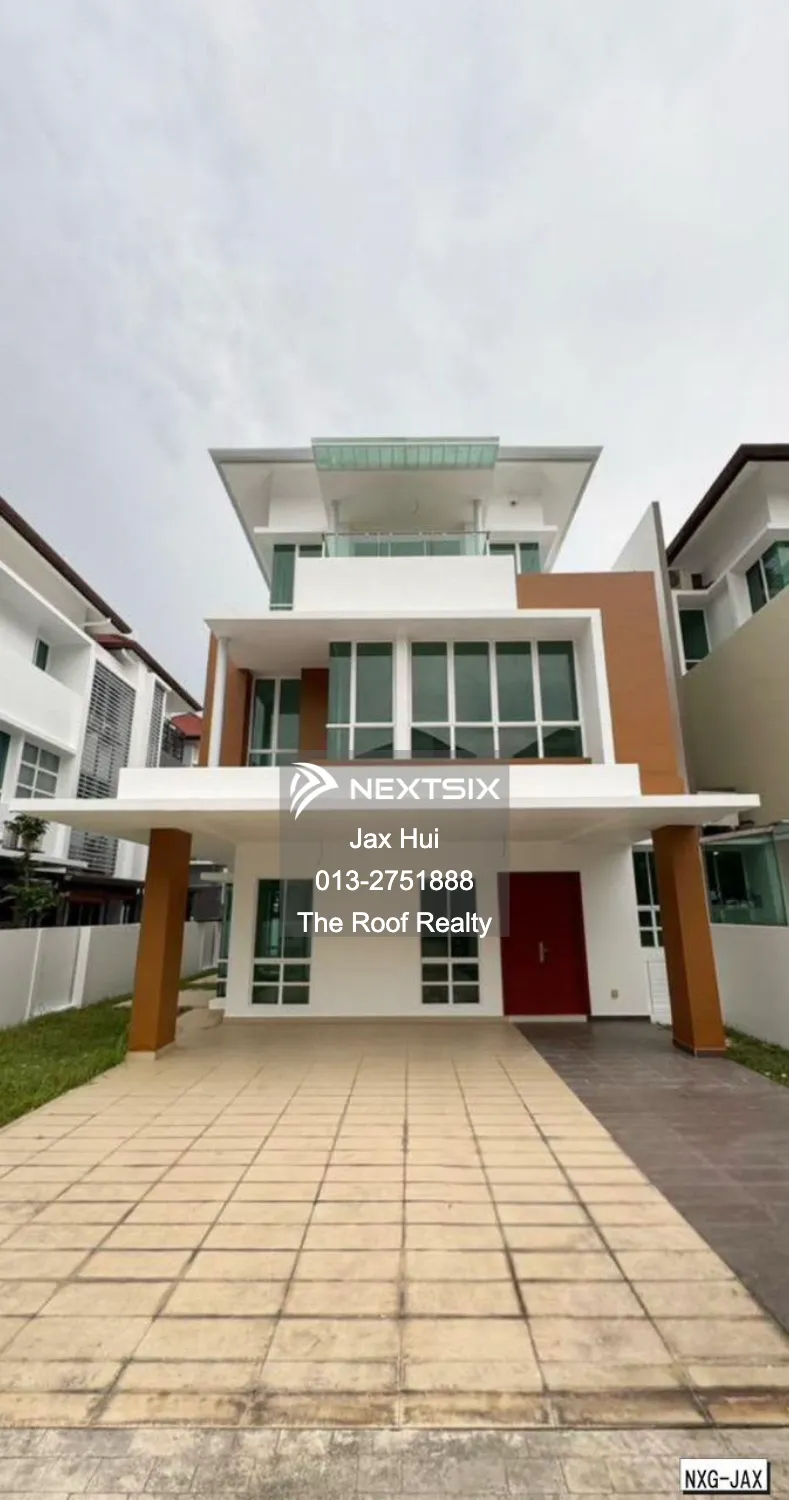 Semi-detached House For Sale in Setia Alam Selangor