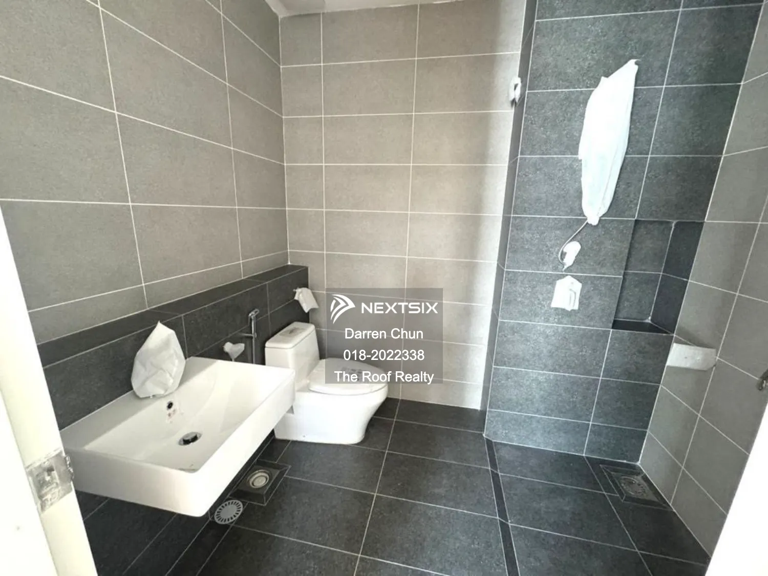 Semi-detached House For Sale in Ulu Tiram Johor - Image 11