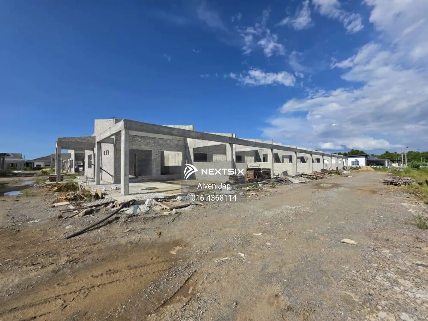 2-sty Terrace/Link House For Sale in Kuching Sarawak - Image 2