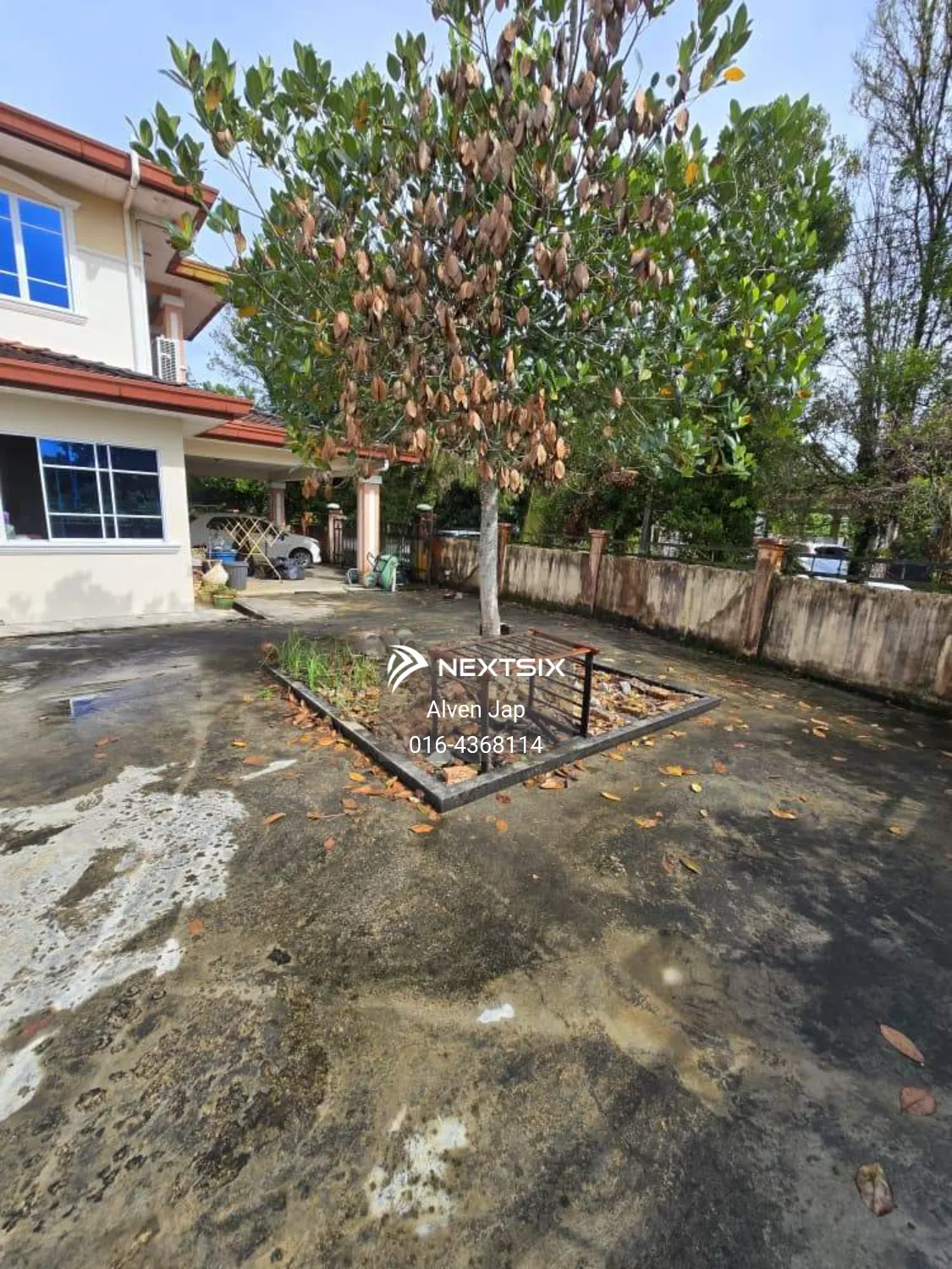 2-sty Terrace/Link House For Sale in Kota Samarahan Sarawak - Image 2
