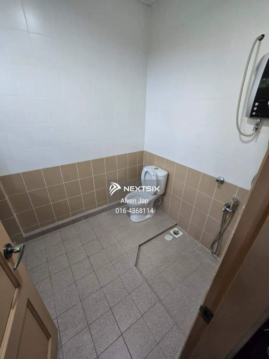 2-sty Terrace/Link House For Sale in Kota Samarahan Sarawak - Image 8