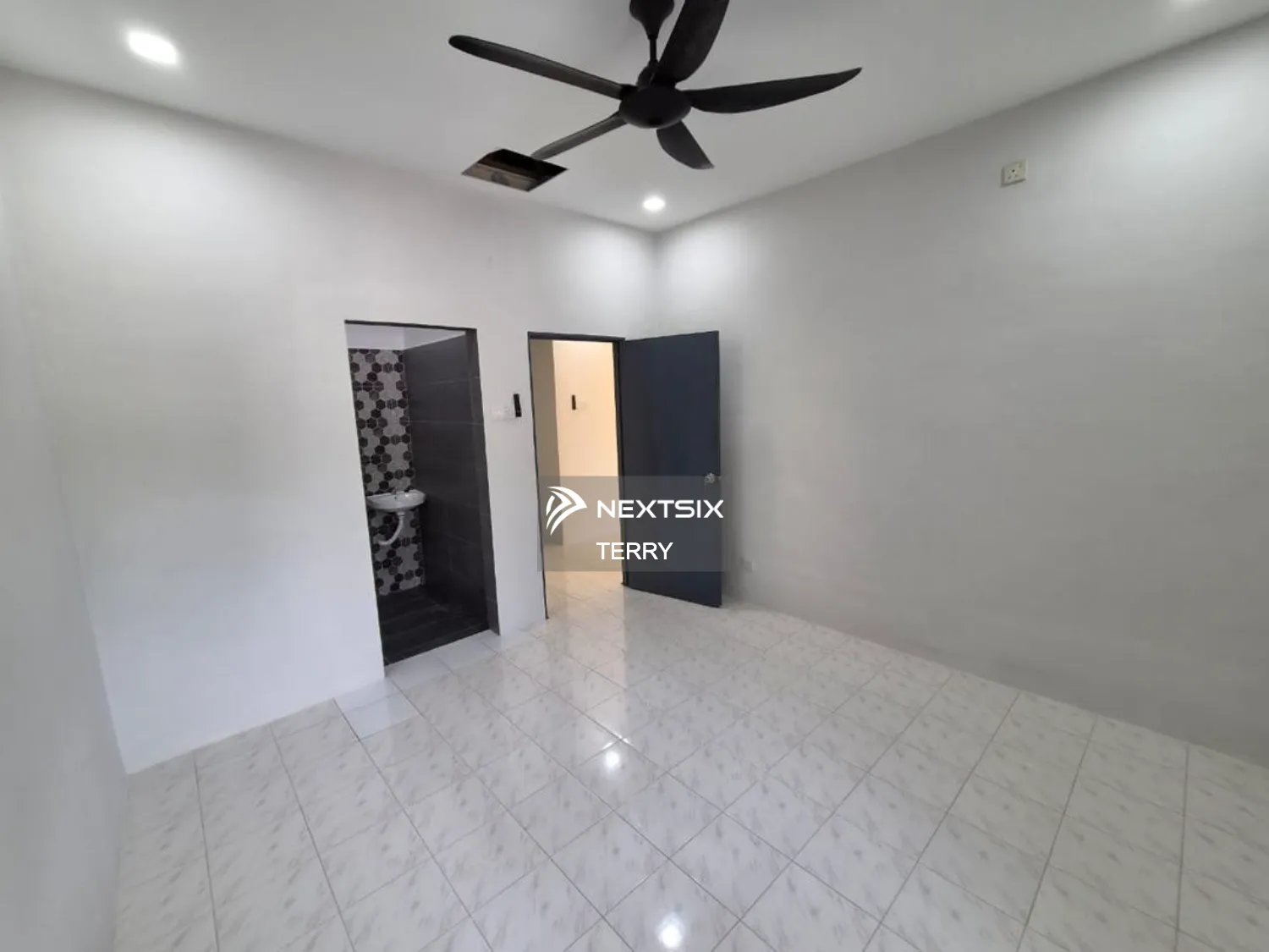 1-sty Terrace/Link House For Sale in Kulai Johor - Image 5