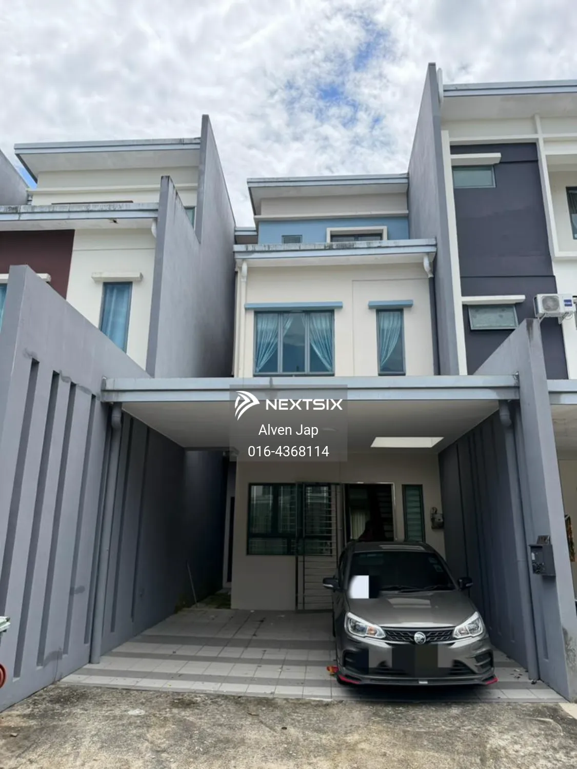 3-sty Terrace/Link House For Sale in Kota Samarahan Sarawak