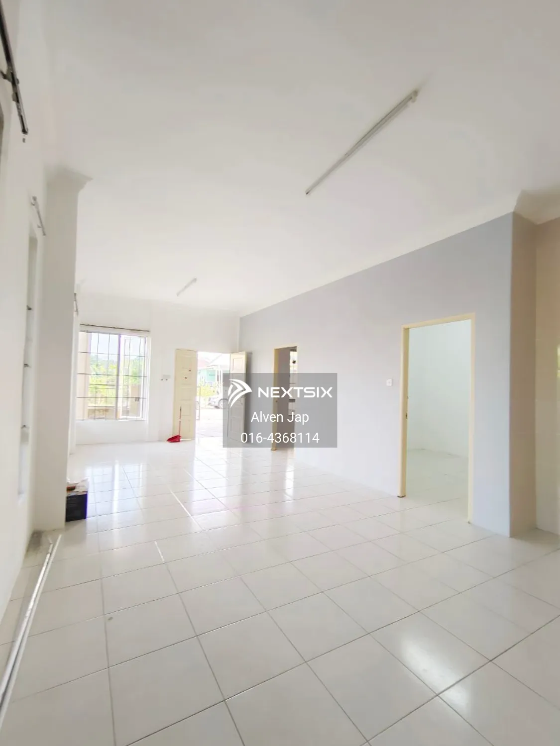 1-sty Terrace/Link House For Sale in Kuching Sarawak - Image 5