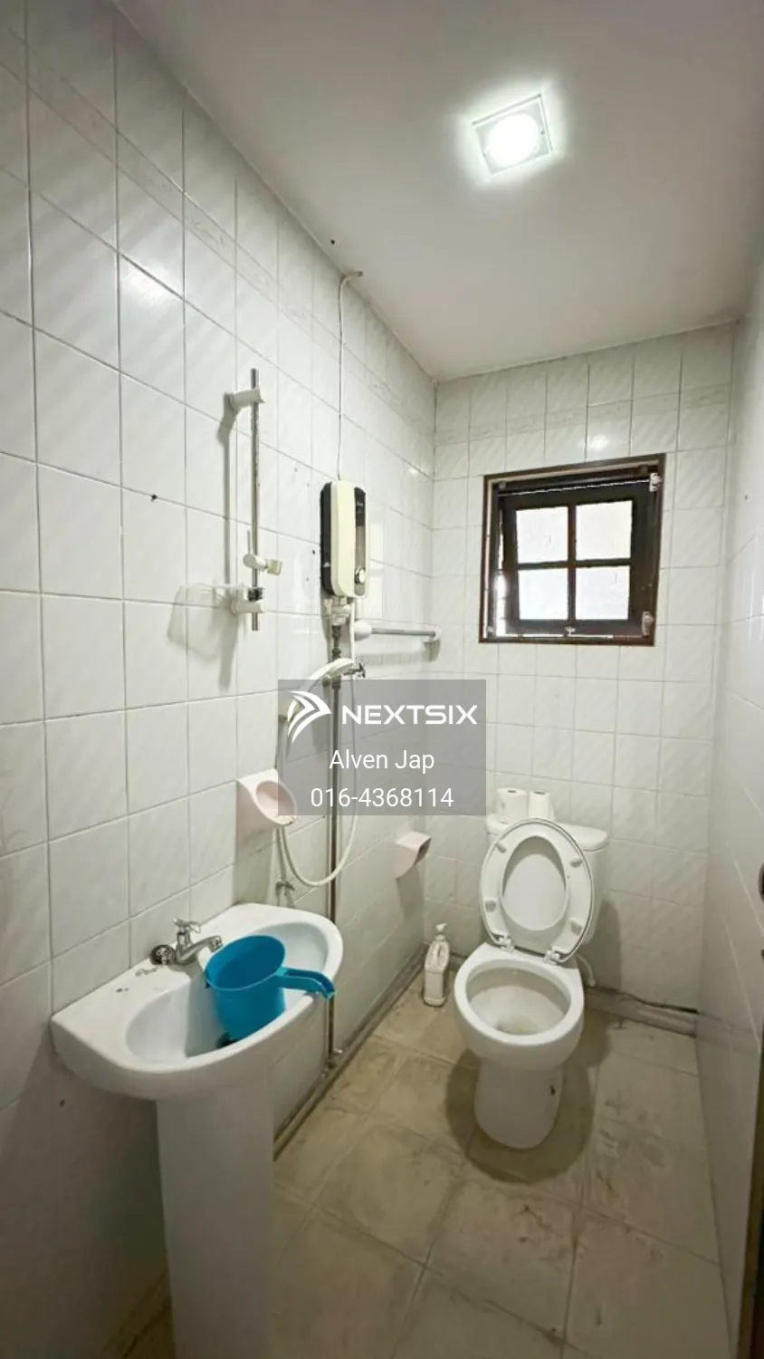 2-sty Terrace/Link House For Rent in Kuching Sarawak - Image 13