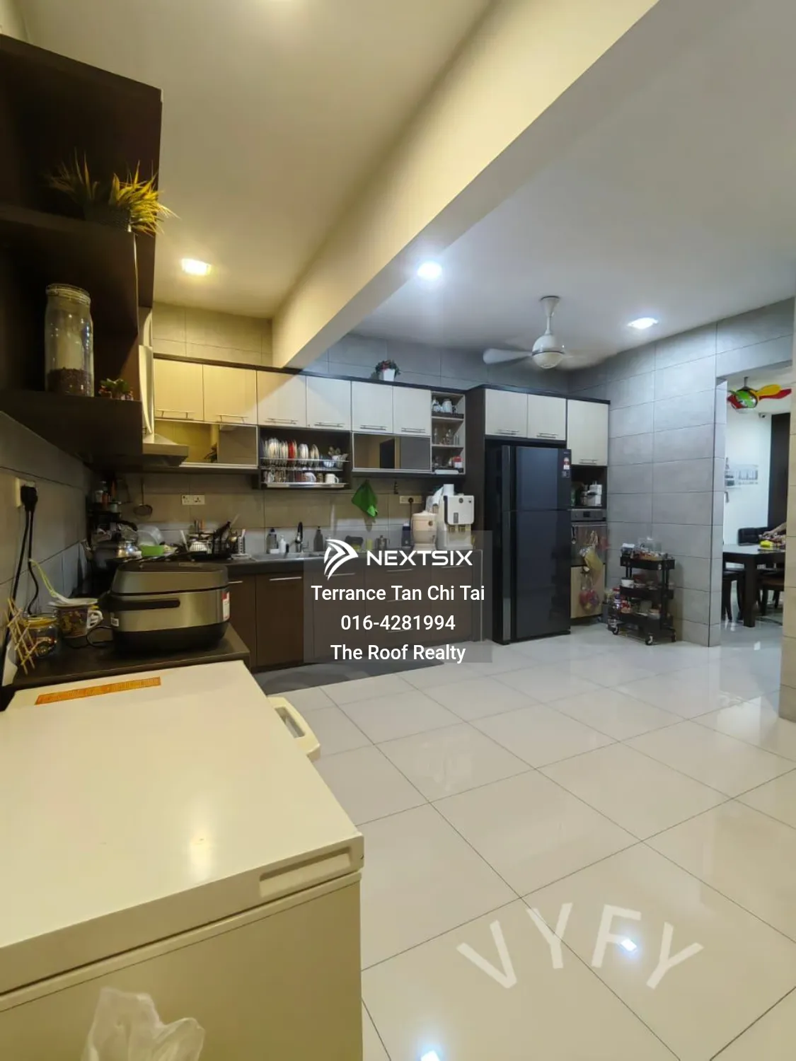 2.5-sty Terrace/Link House For Sale in Bandar Botanic Selangor - Image 8
