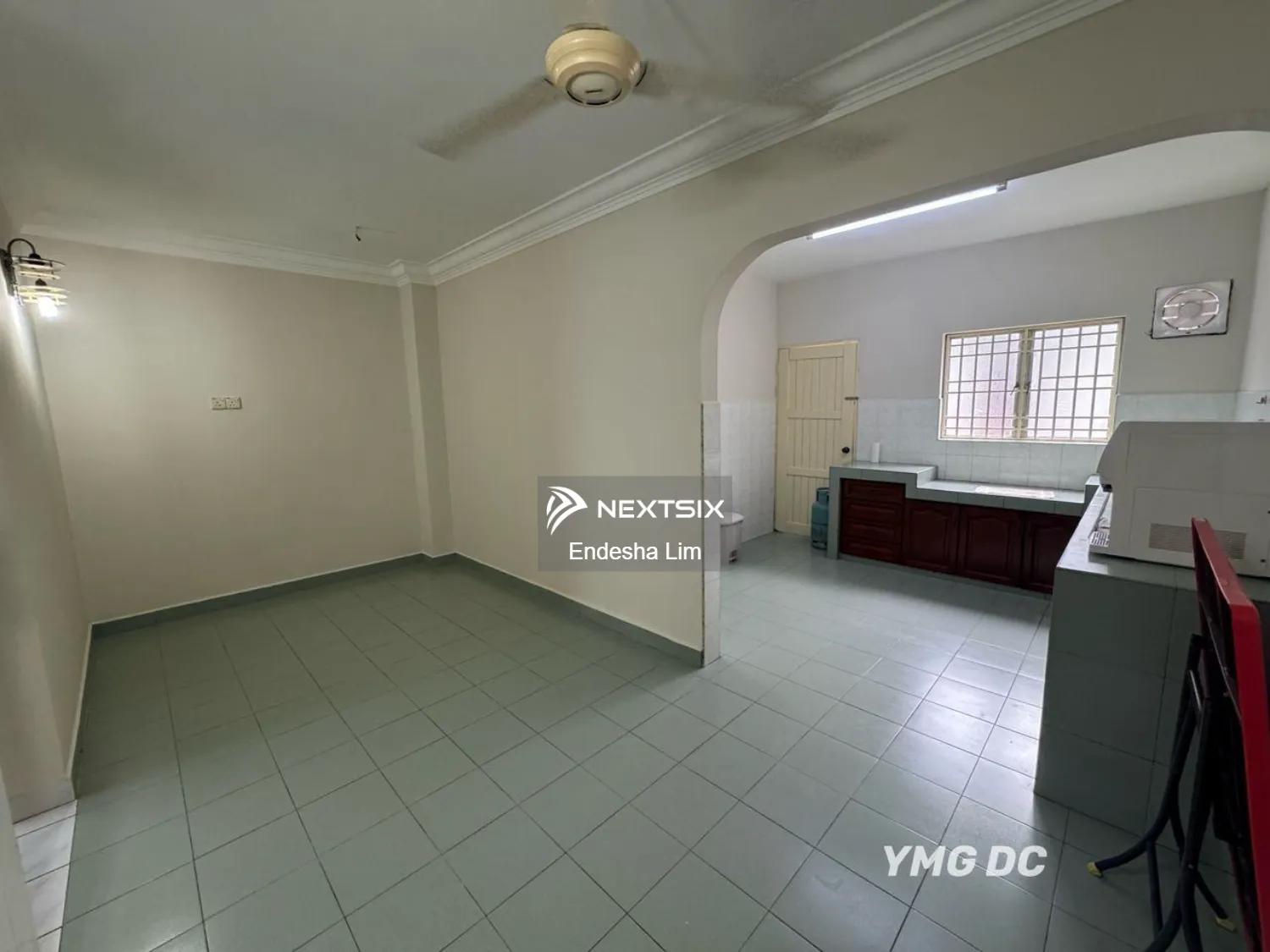 2-sty Terrace/Link House For Sale in Bandar Bukit Tinggi Selangor - Image 2