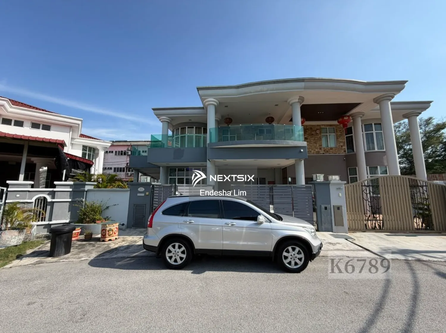 Semi-detached House For Sale in Klang Selangor