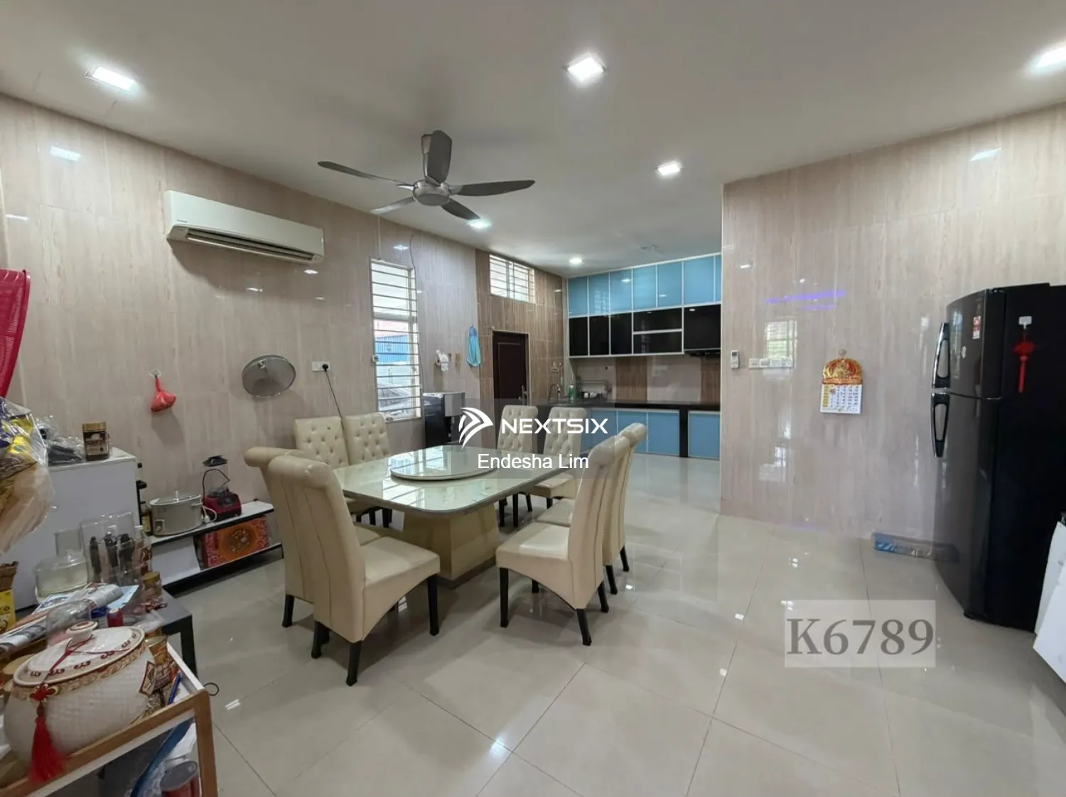 Semi-detached House For Sale in Klang Selangor - Image 4