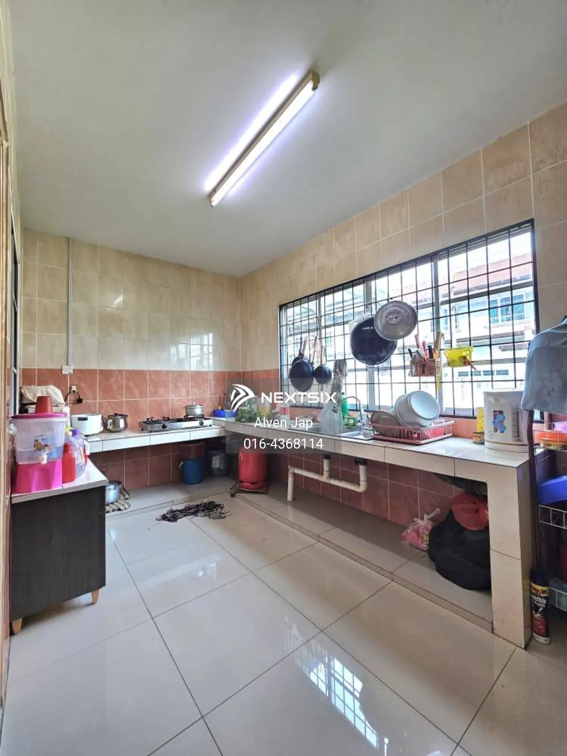 2-sty Terrace/Link House For Sale in Kota Samarahan Sarawak - Image 3