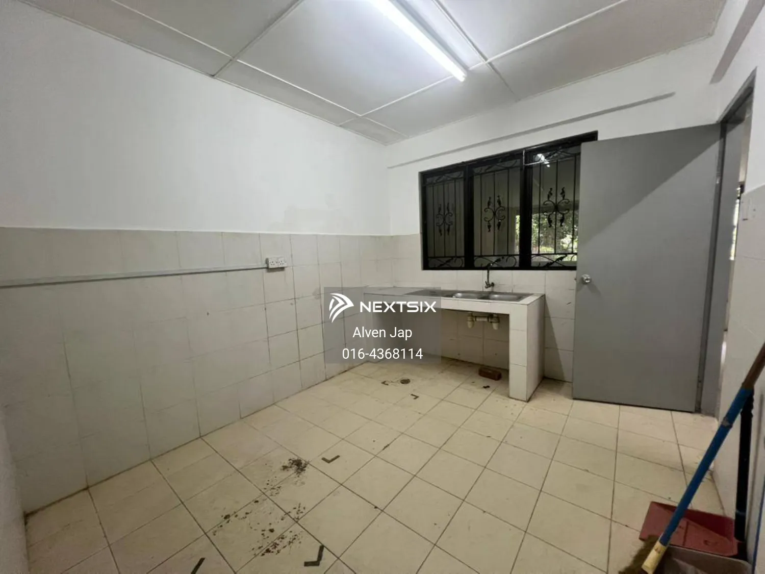 2-sty Terrace/Link House For Sale in Kuching Sarawak - Image 12