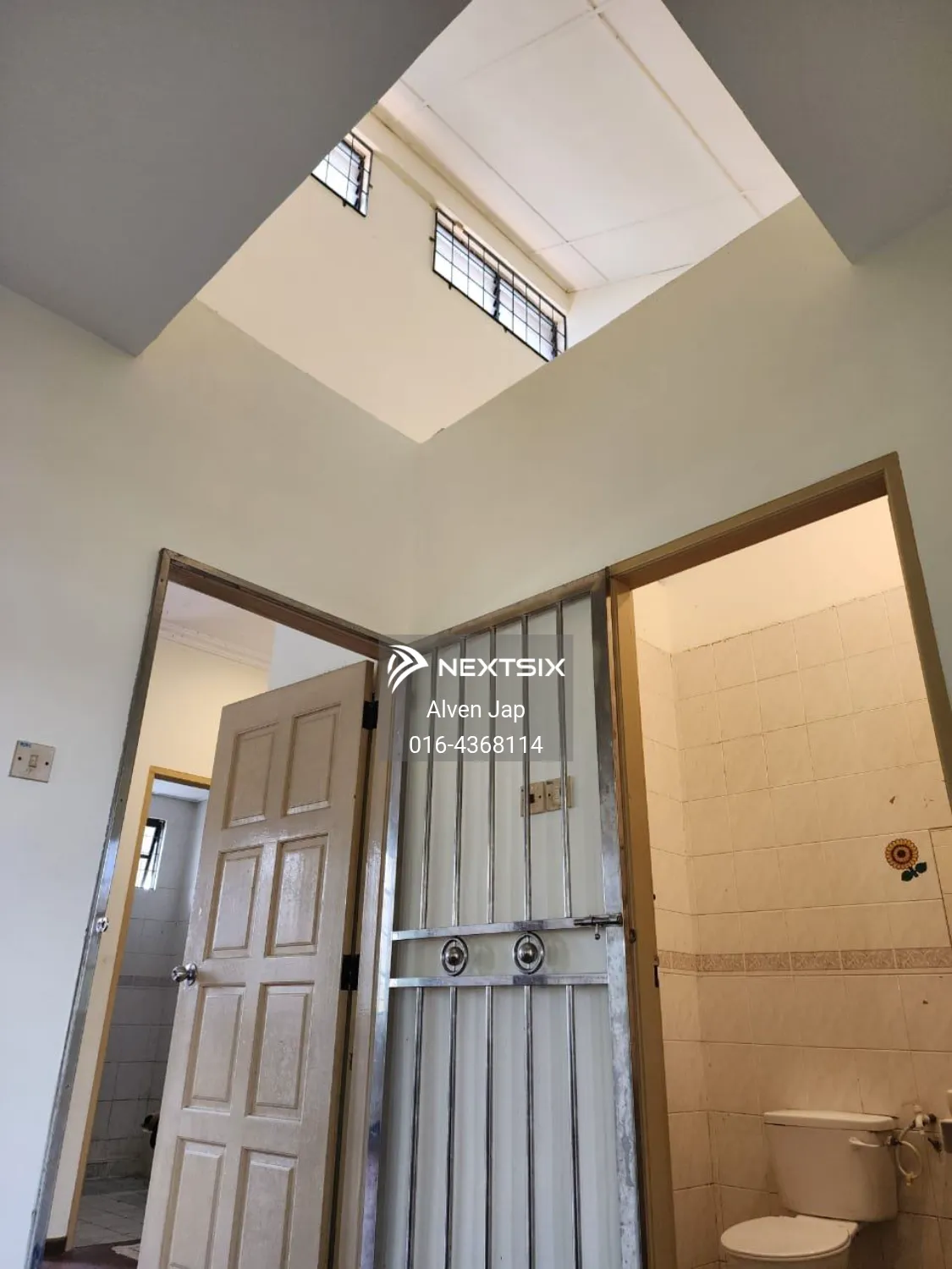 2-sty Terrace/Link House For Sale in Kuching Sarawak - Image 5
