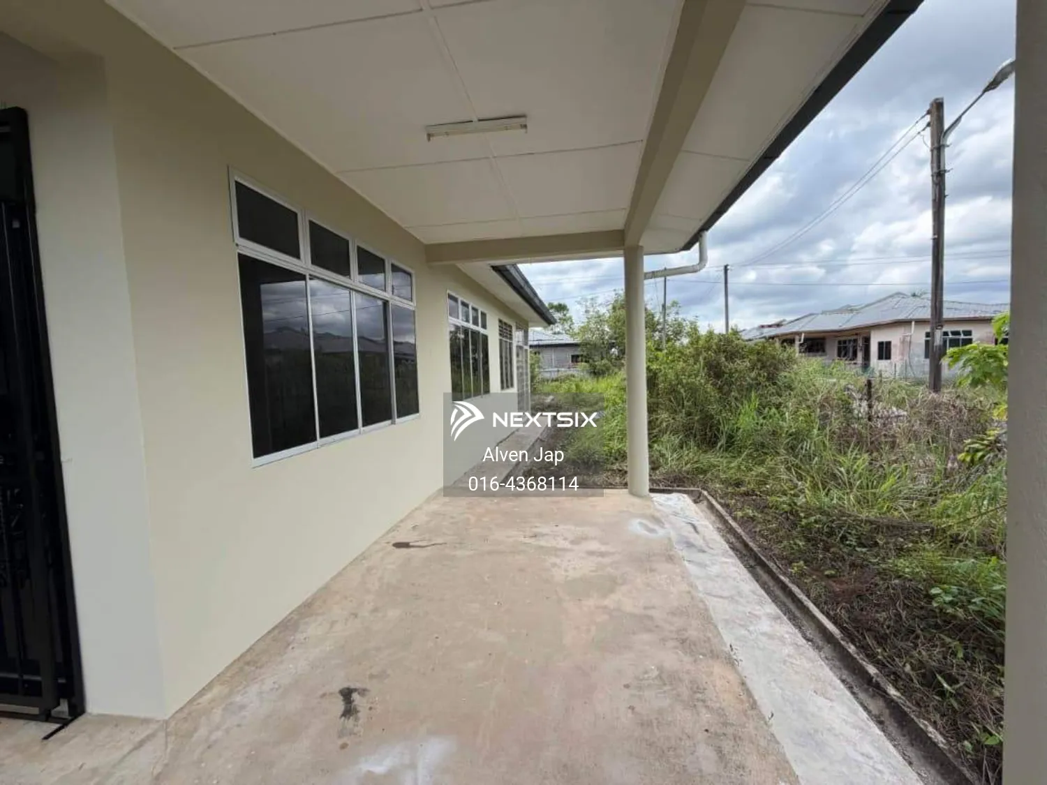 1-sty Terrace/Link House For Sale in Kuching Sarawak - Image 10