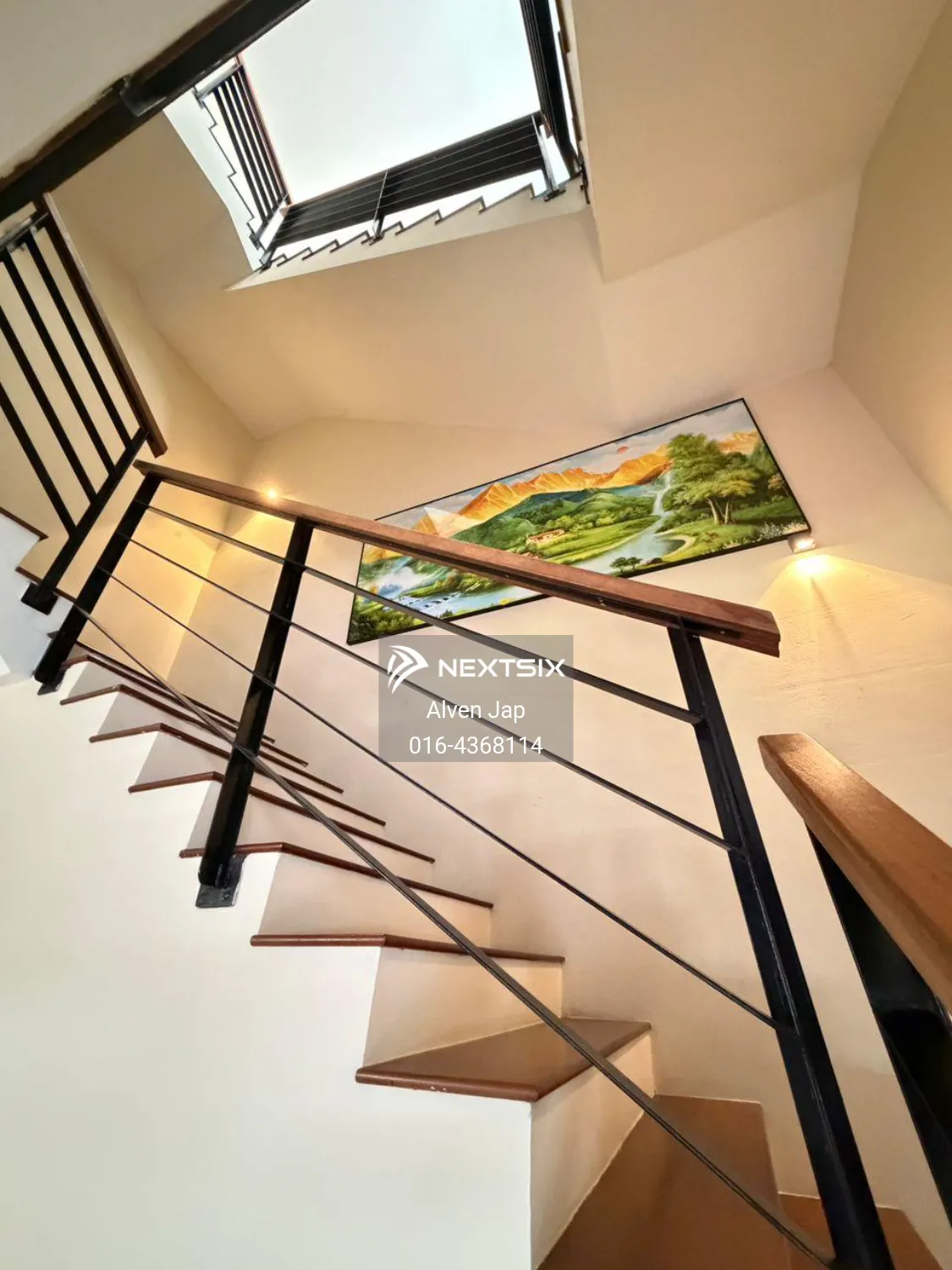 3-sty Terrace/Link House For Sale in Kuching Sarawak - Image 7