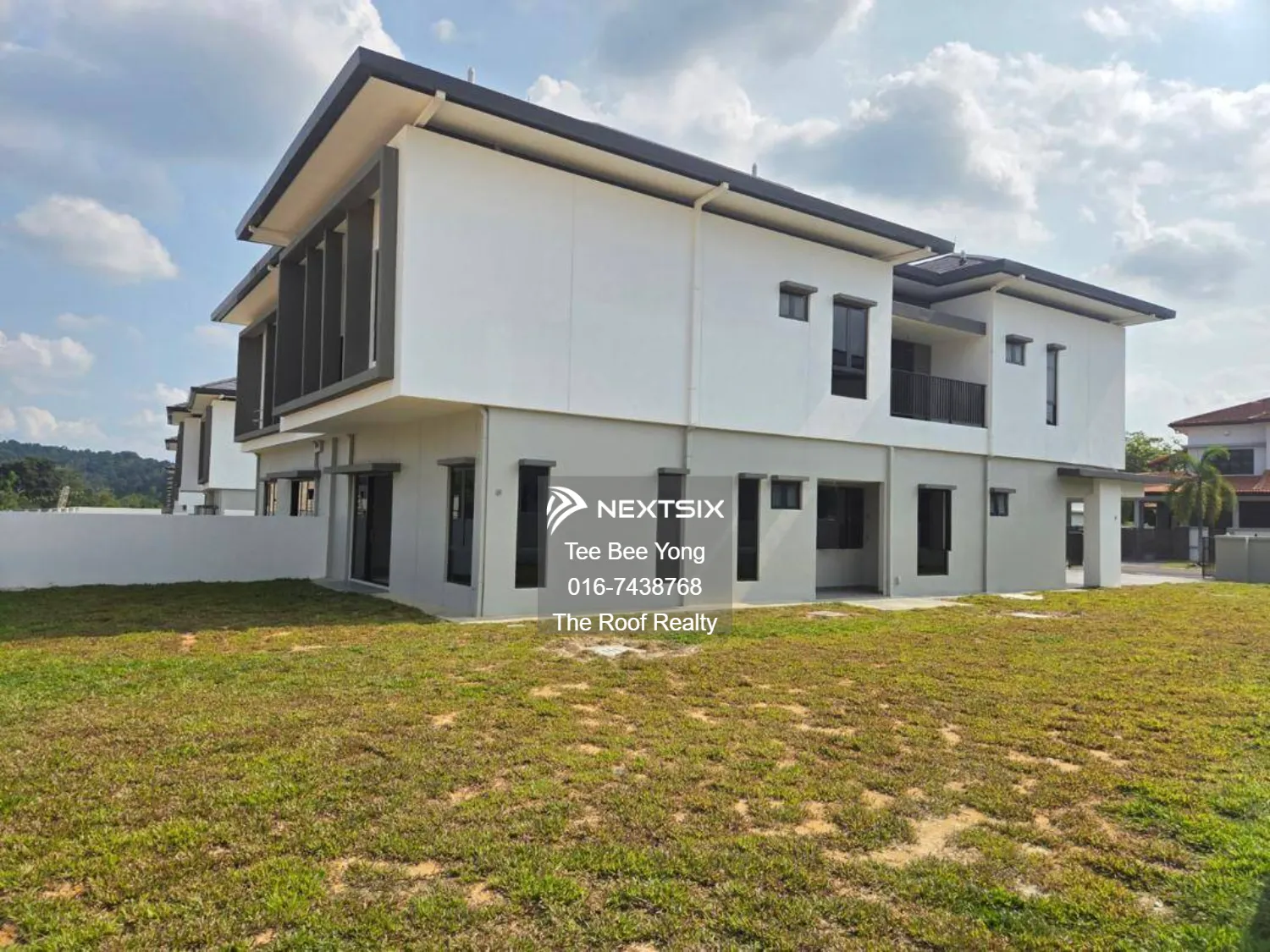 Semi-detached House For Rent in Bandar Kinrara Selangor