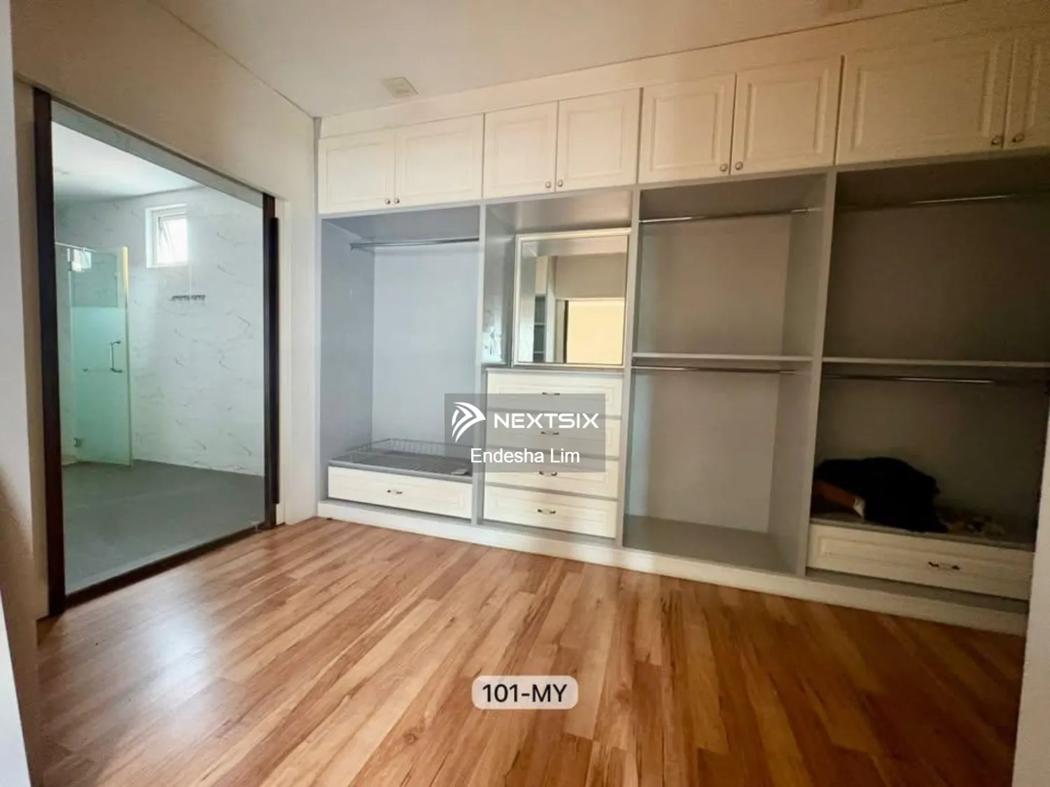 Bungalow For Sale in Klang Selangor - Image 11