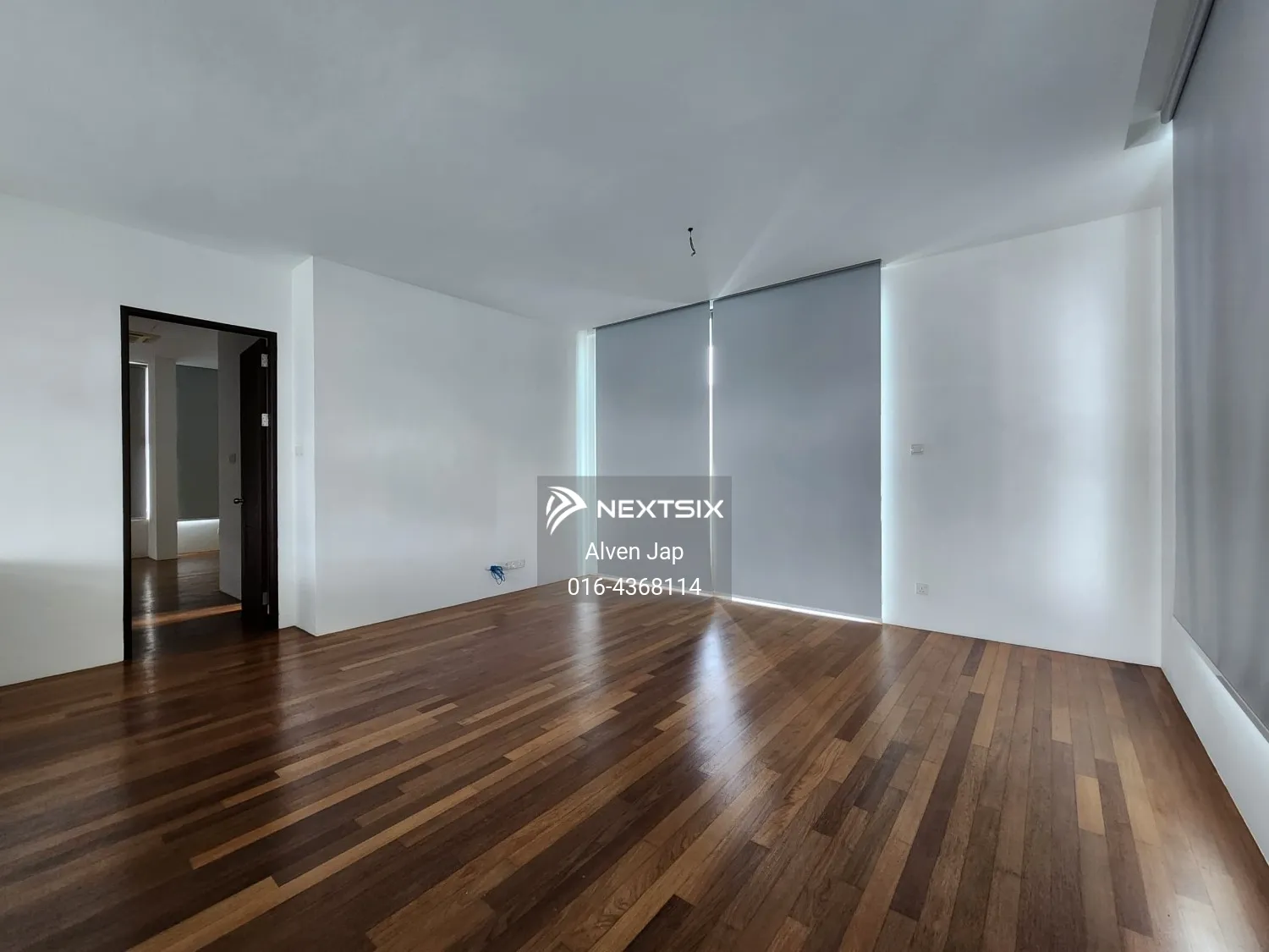 3-sty Terrace/Link House For Sale in Kuching Sarawak - Image 6