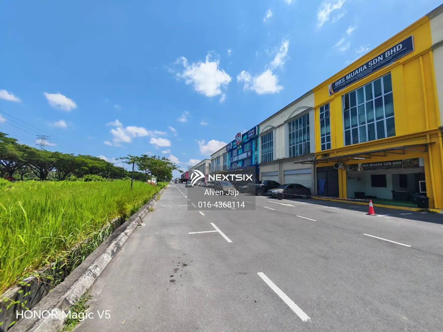 Shop For Sale in Kuching Sarawak - Image 2