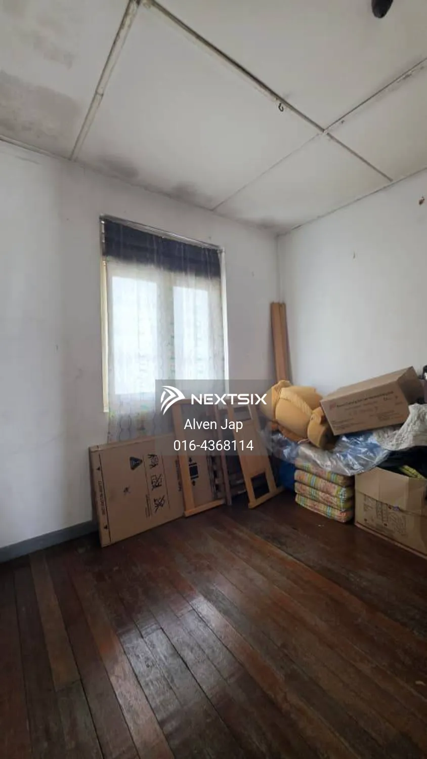2-sty Terrace/Link House For Sale in Kuching Sarawak - Image 7