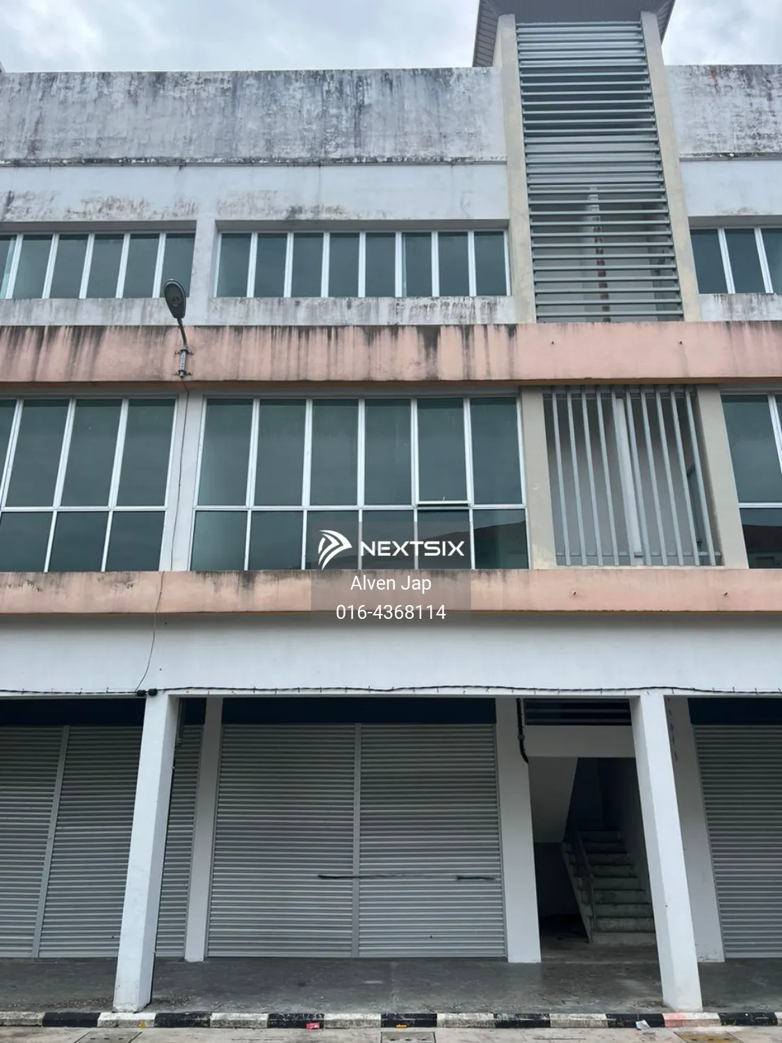 Shop For Sale in Kuching Sarawak